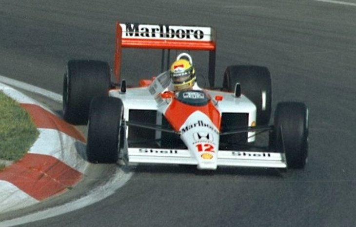 Ayrton_Senna_1988_Canada